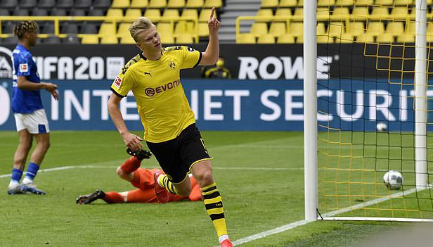 茵场是众望 茵场是众望