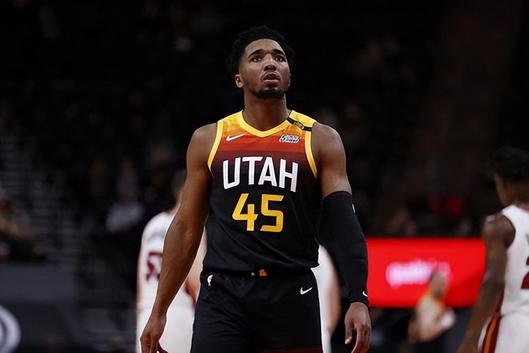 领球队在土 领球队在土