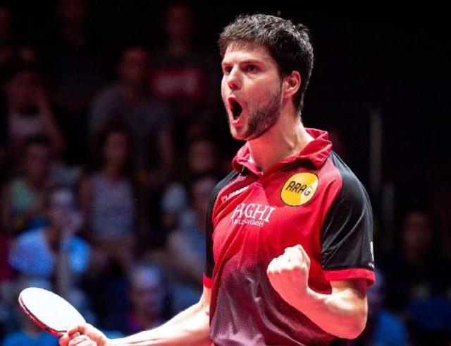 [CBA]赵继伟击地妙传 付豪篮下抛投打停对手.